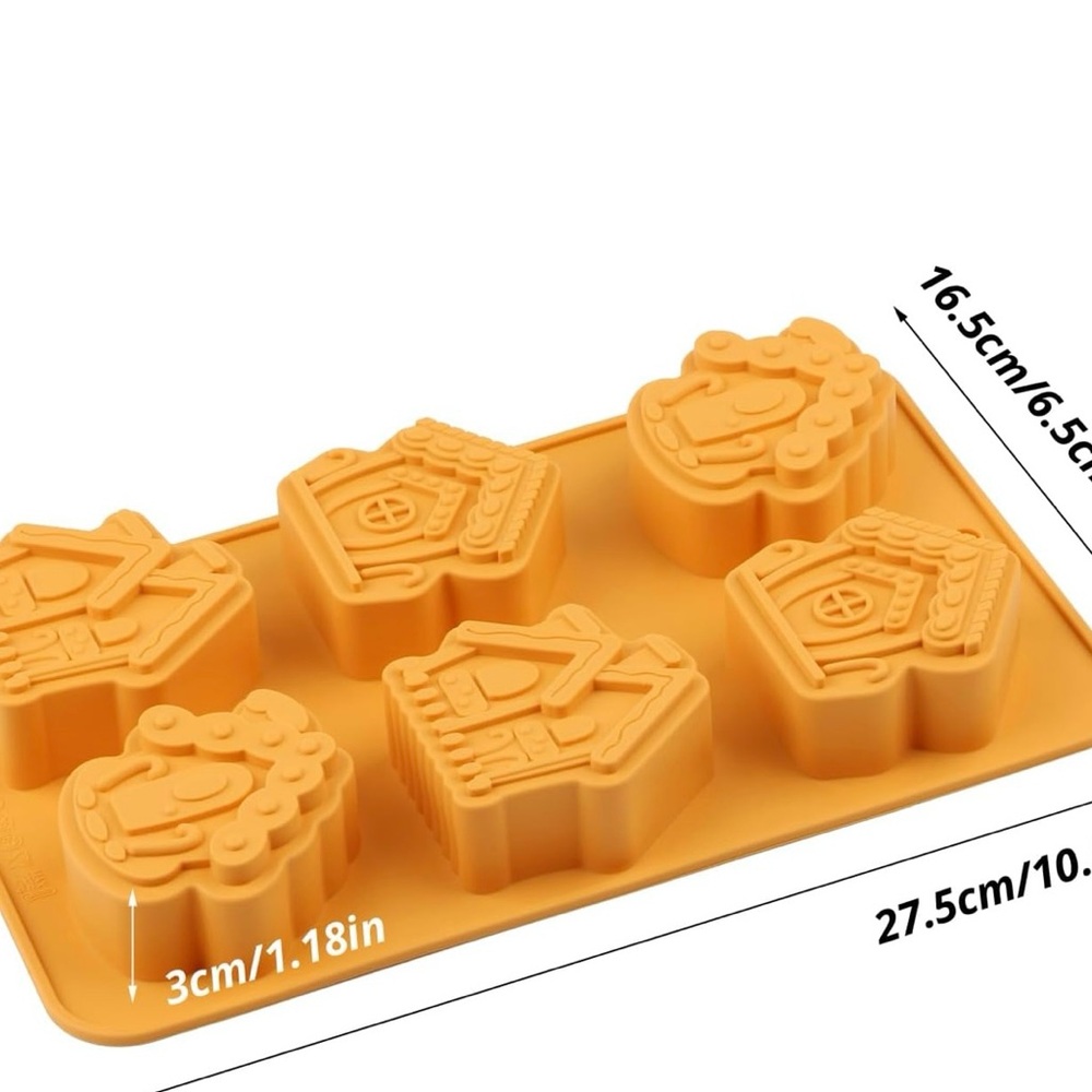 Orange Silicone House-Shaped Baking Mold